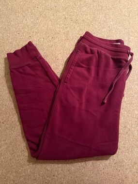 GAP Sweats Burgundy Jogger Pants - Comfortable Pull-On Sweatpants Medium